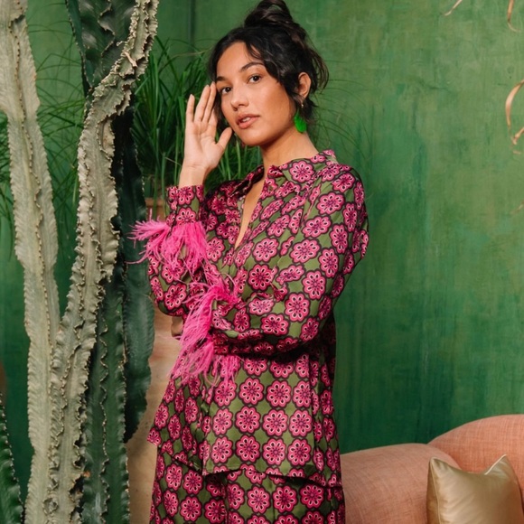 NWT LE CAFE NOIR PARADISE SET comes with M blouse and M pants - Picture 6 of 8